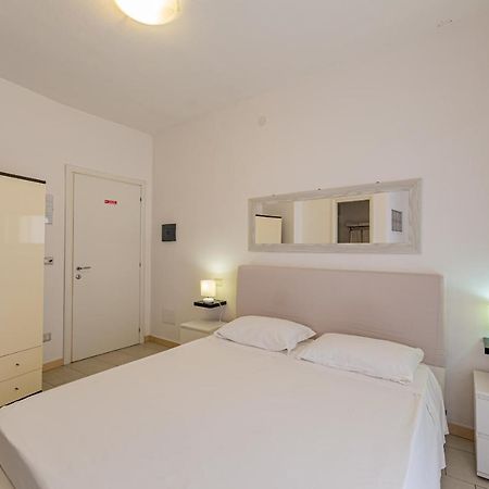Sweet Dreams Guest House Альгеро Экстерьер фото